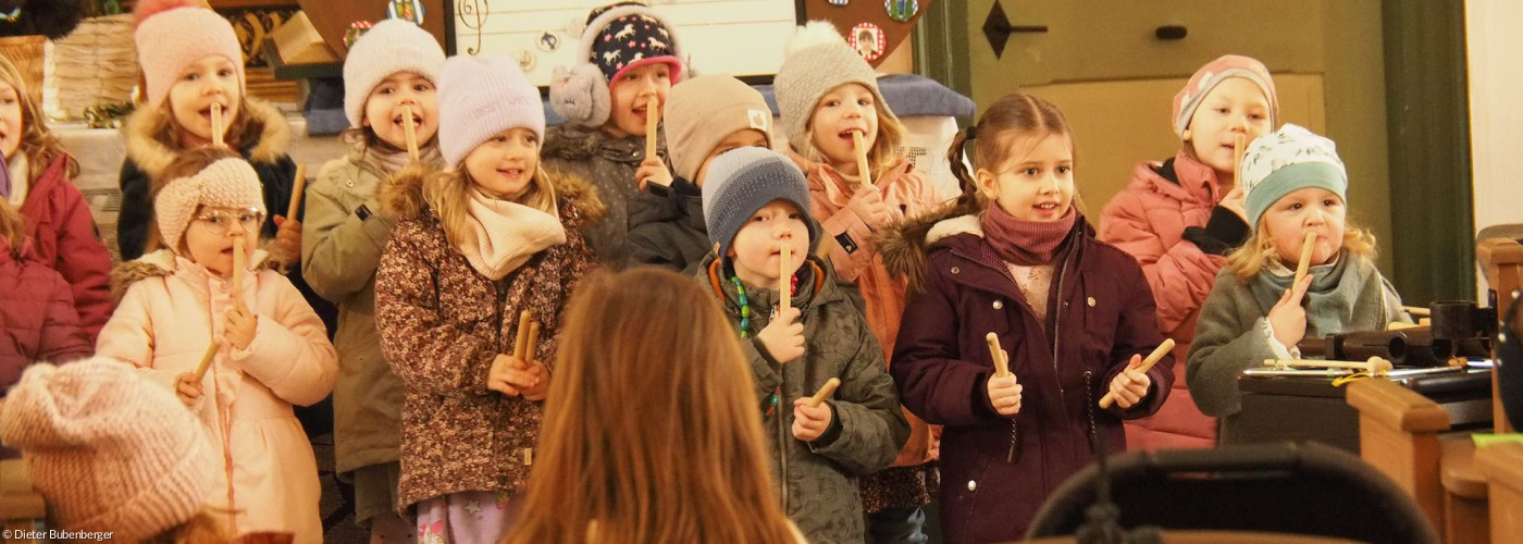 Kinder der Musikarche in Action
